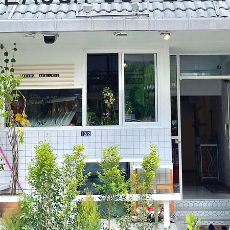 Cafe Home Chiang Mai Exterior photo